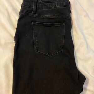 Women’s Time and Tru Black Skinny Jeans 16